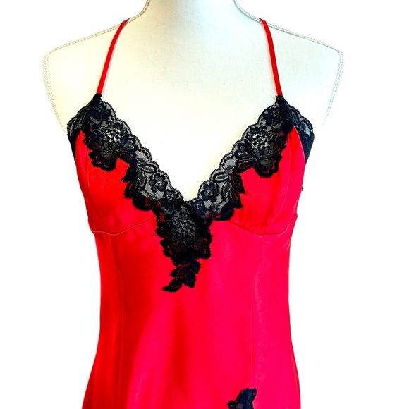Fredericks of Hollywood Red Short Nightgown with Black Lace Size Medium - Picture 2 of 9